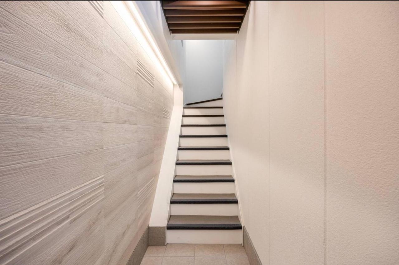 上野駅徒歩５分シングルベッド４台＋布団２セット1Ldk Apartamento Tóquio Exterior foto